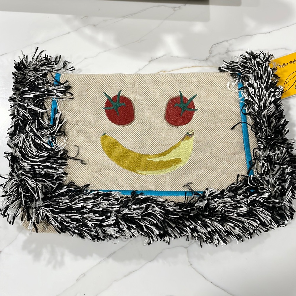 NWT clutch